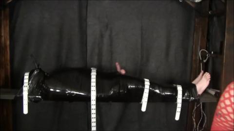 4756